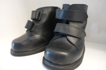 buty zimowe czarne